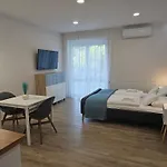 Nature Spring Deluxe Apartmants
