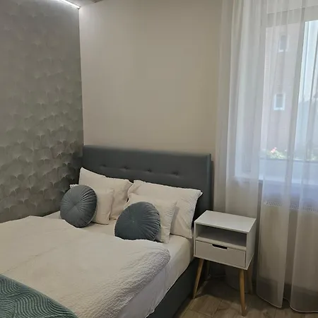 Nature Spring Deluxe Apartmants 公寓