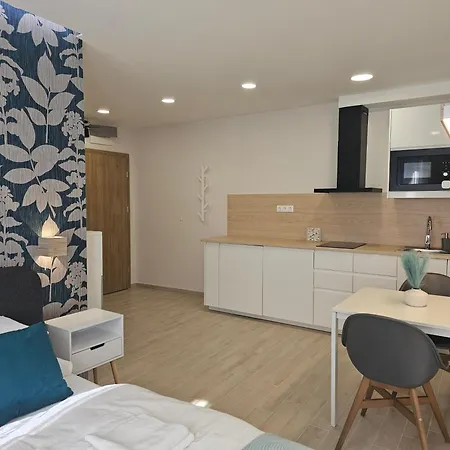 Nature Spring Deluxe Apartmants *