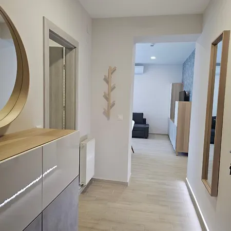 Nature Spring Deluxe Apartmants * 佐洛卡罗斯