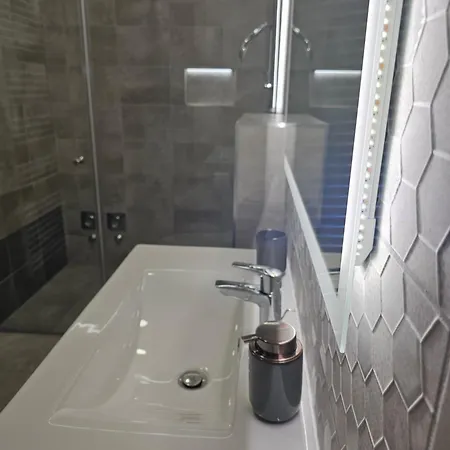 Nature Spring Deluxe Apartmants 公寓 佐洛卡罗斯