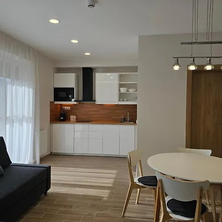 Nature Spring Deluxe Apartmants 佐洛卡罗斯