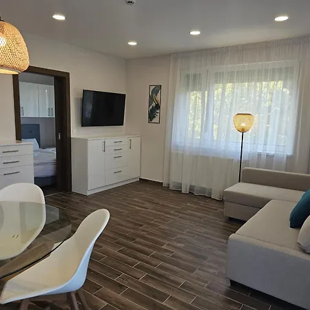 公寓 Nature Spring Deluxe Apartmants *